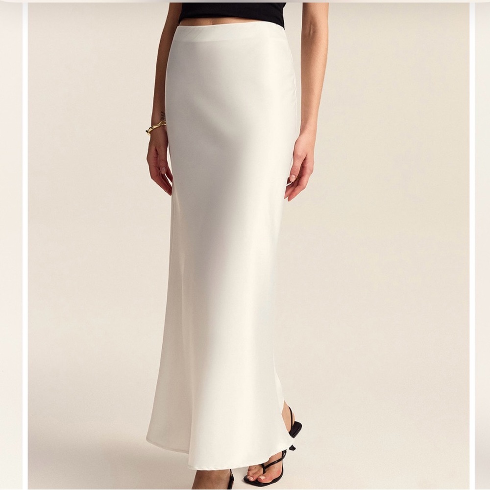 Elegant White Maxi Skirt